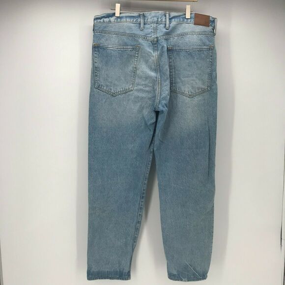 GAP Jeans Mens 38*32 Easy Fit Button Fly Tapered Leg Stone Wash Cotton AS IS - Picture 2 of 12